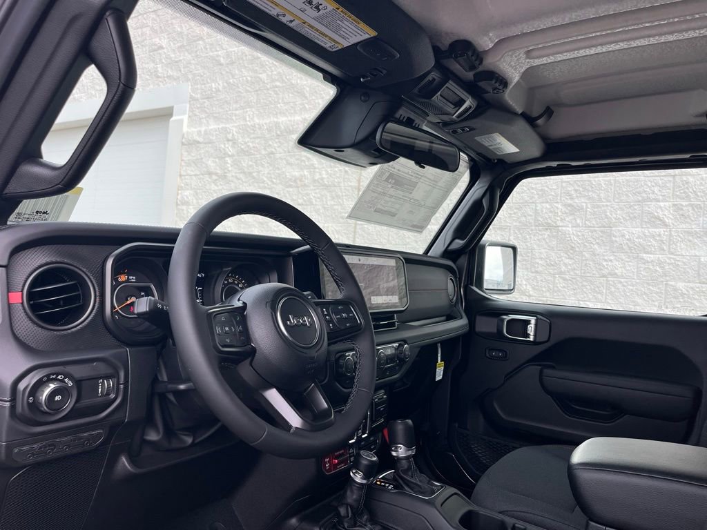 New 2026 Jeep Wrangler Unlimited Rubicon w/ Xtreme 35 Tire Package image 10