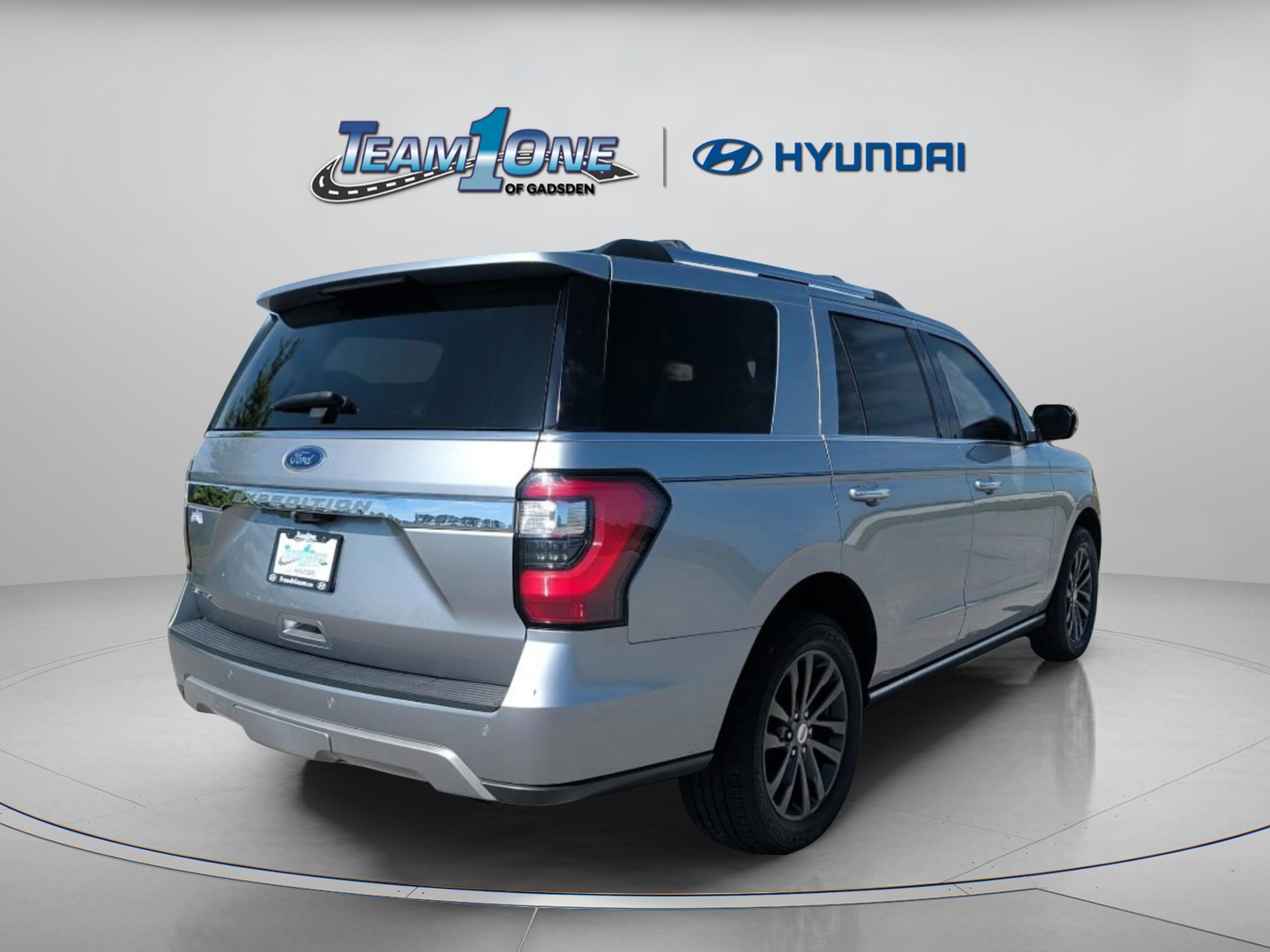 Used 2020 Ford Expedition Limited w/ Equipment Group 301A image 9