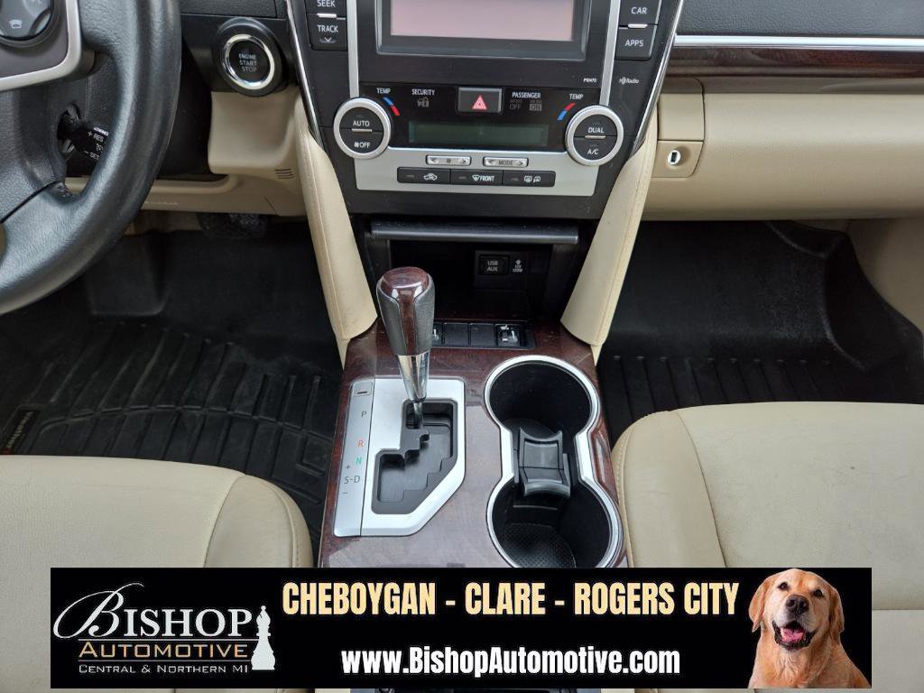 Used 2013 Toyota Camry XLE w/ Leather Pkg image 25