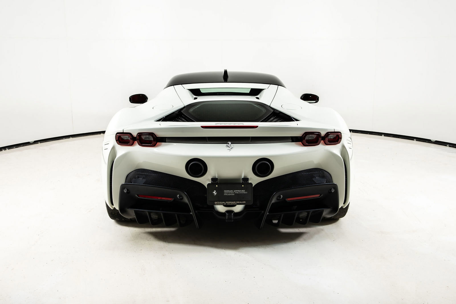 Certified 2022 Ferrari SF90 Stradale AWD/4WD image 10