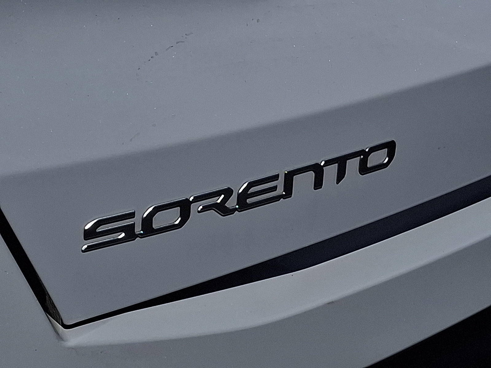 Used 2024 Kia Sorento S image 32