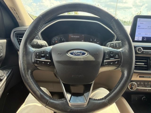 Used 2020 Ford Escape SEL AWD/4WD image 47