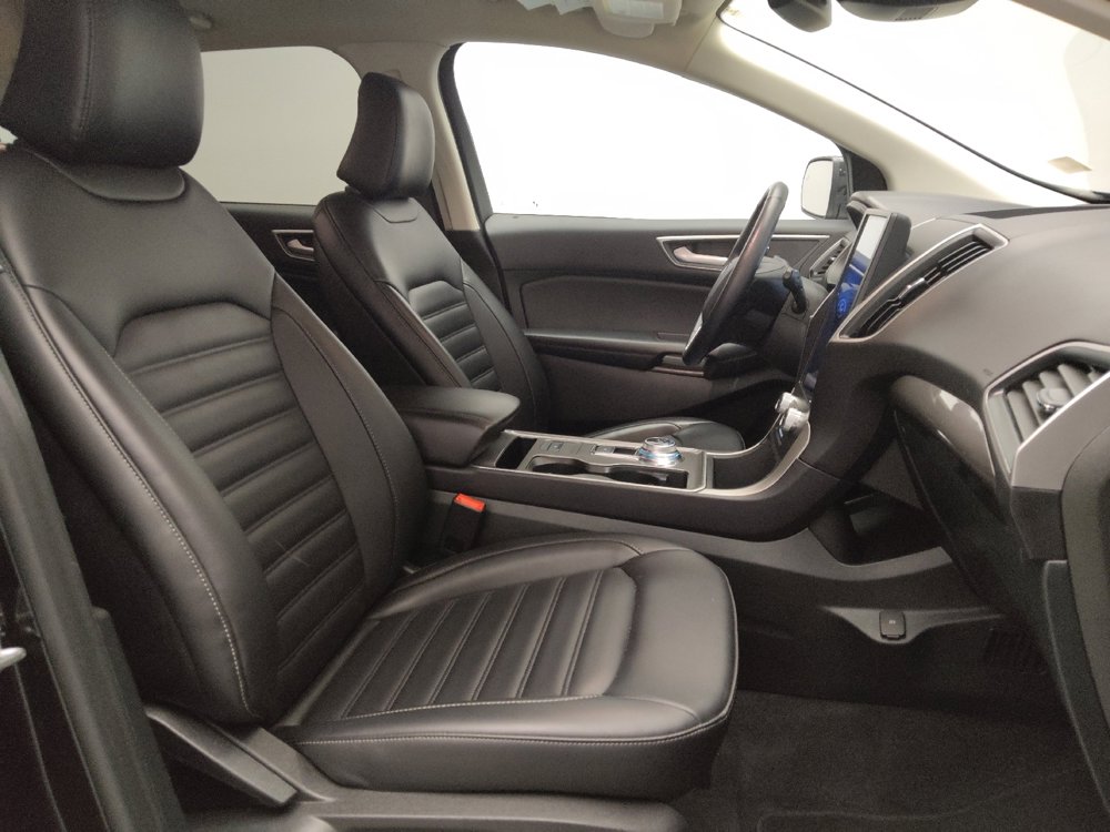 Used 2024 Ford Edge SEL image 21