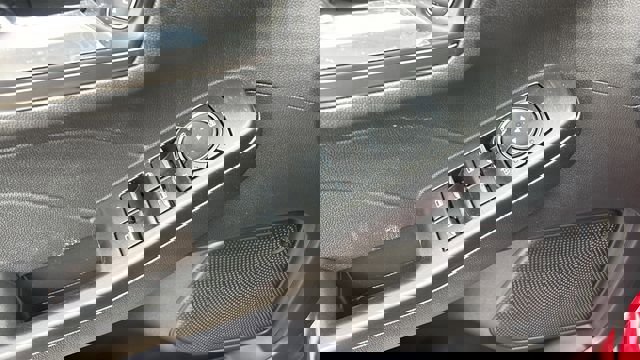 New 2026 Ford Escape SE image 11