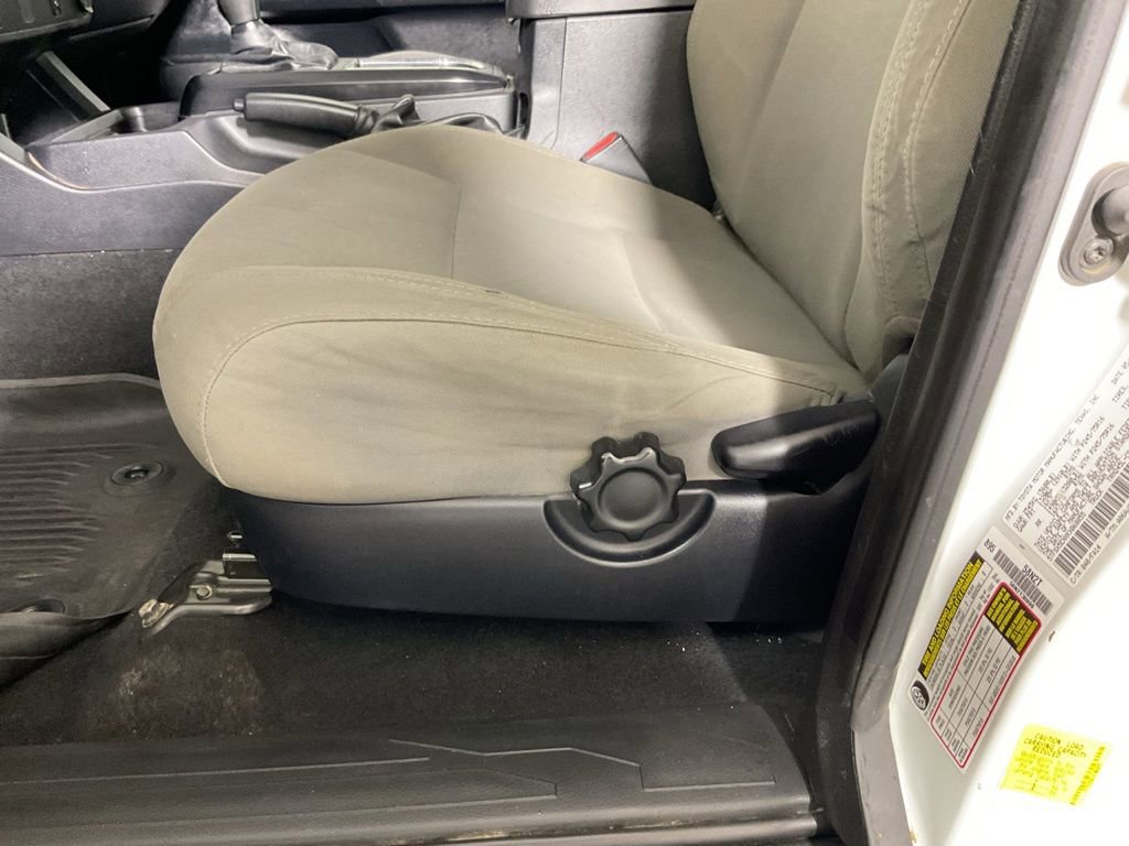 Used 2019 Toyota Tacoma SR image 18