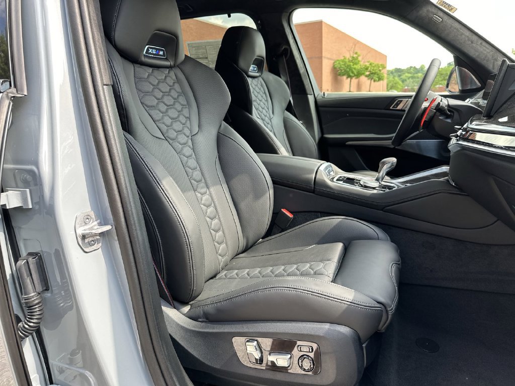 Used 2025 BMW X5 M Competition w/ Executive Package AWD/4WD image 49