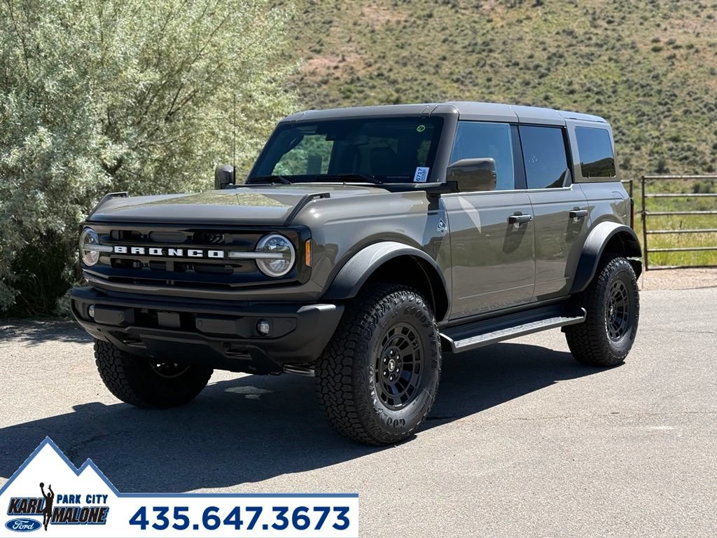 New 2026 Ford Bronco Outer Banks w/ Sasquatch Package