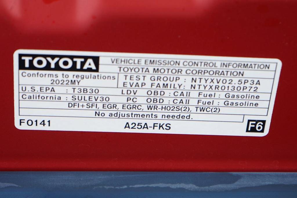 Used 2022 Toyota Camry SE w/ Convenience Package FWD image 12