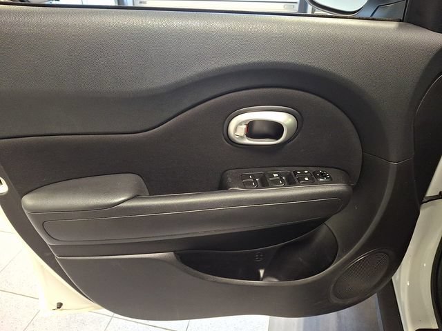 Used 2015 Kia Soul FWD image 14
