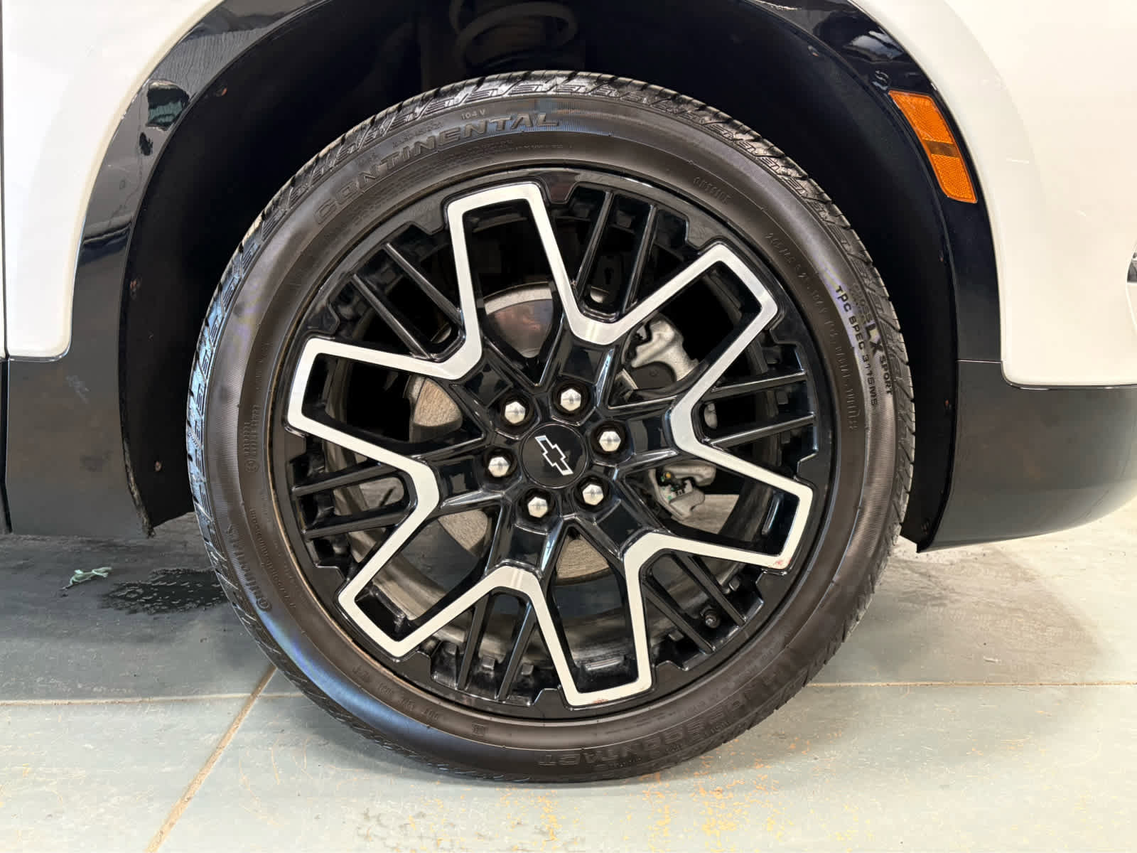 Certified 2025 Chevrolet Blazer RS w/ Driver Confidence II Package image 8