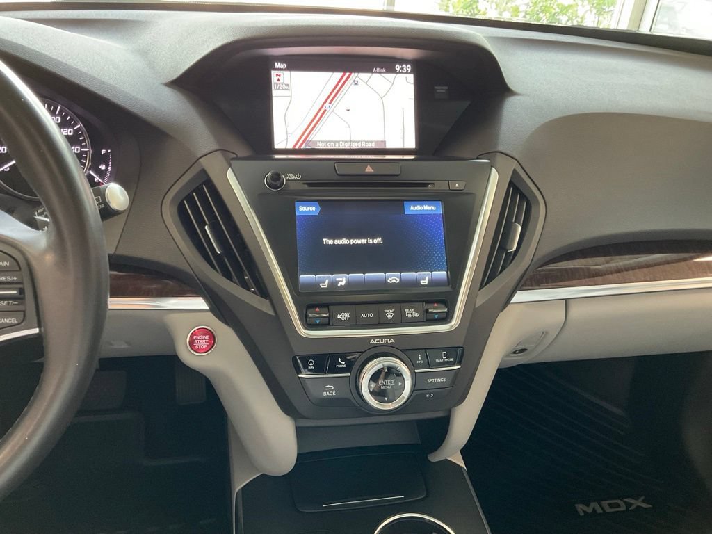 Certified 2018 Acura MDX SH-AWD w/ Technology Package image 16