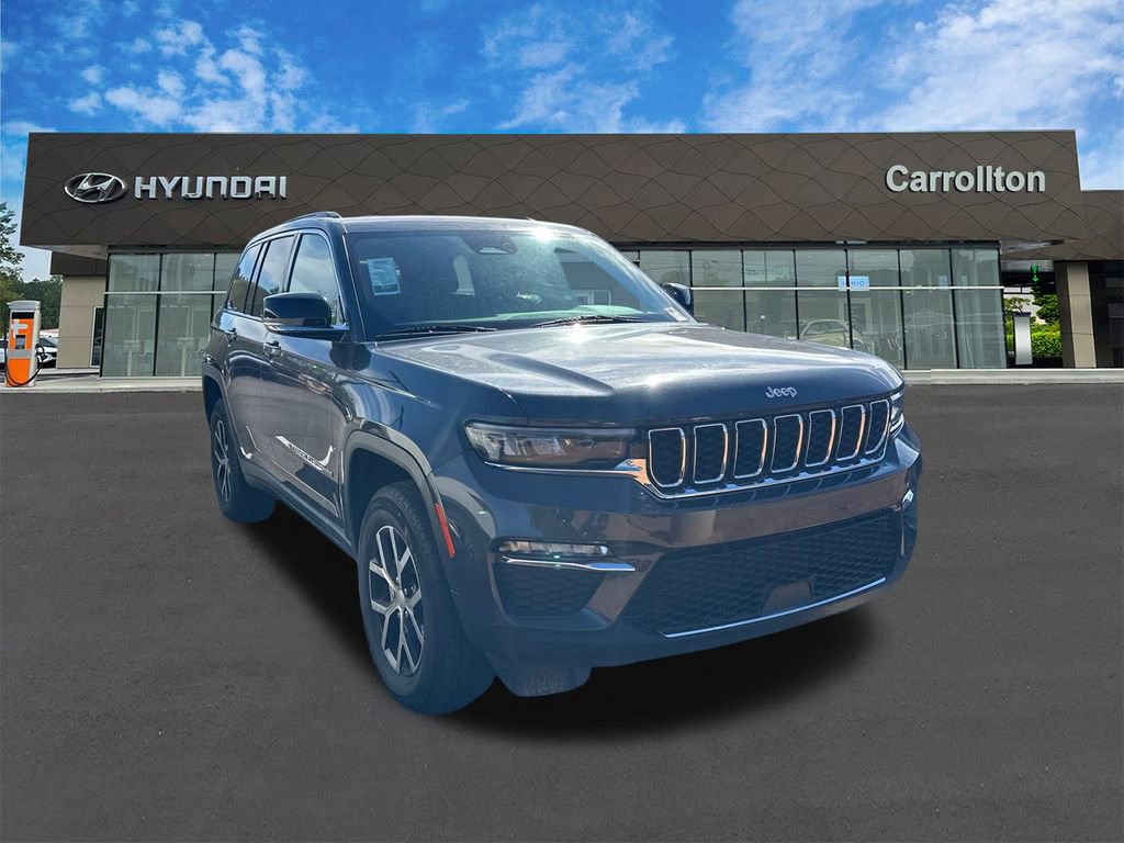 Used 2024 Jeep Grand Cherokee Limited image 3