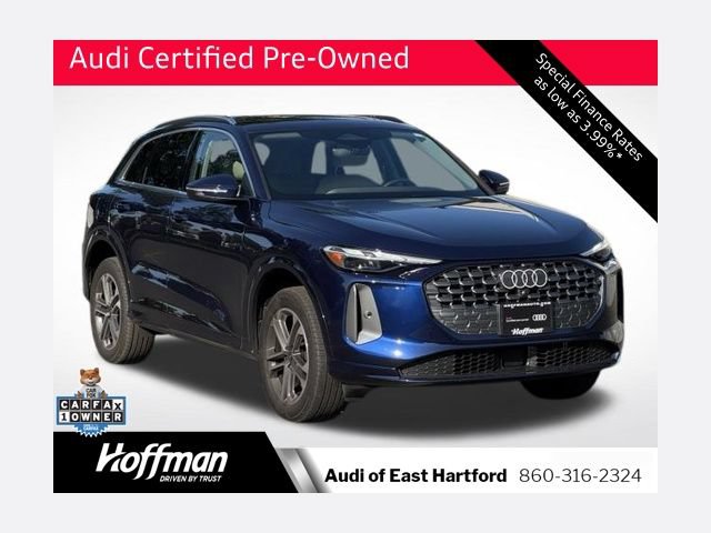 Used 2025 Audi Q5 Premium w/ Convenience Package