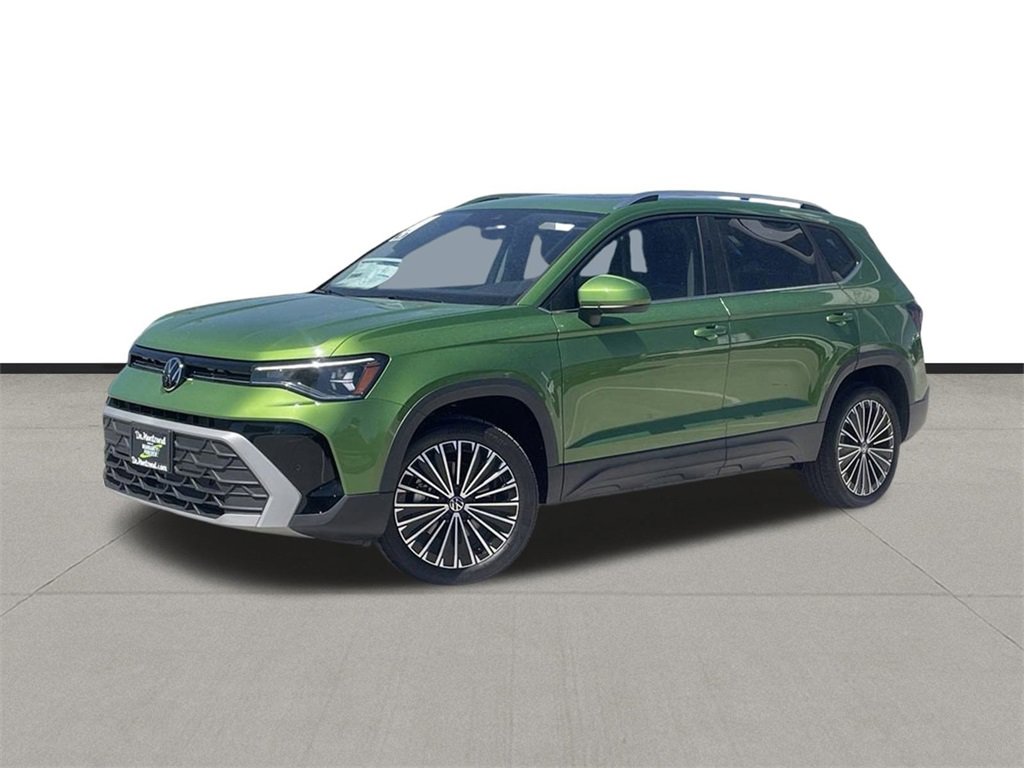 New 2025 Volkswagen Taos SE