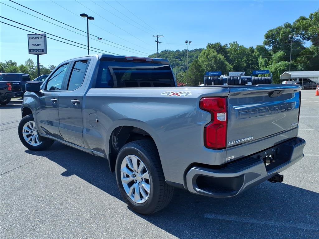 Used 2021 Chevrolet Silverado 1500 Custom AWD/4WD image 6