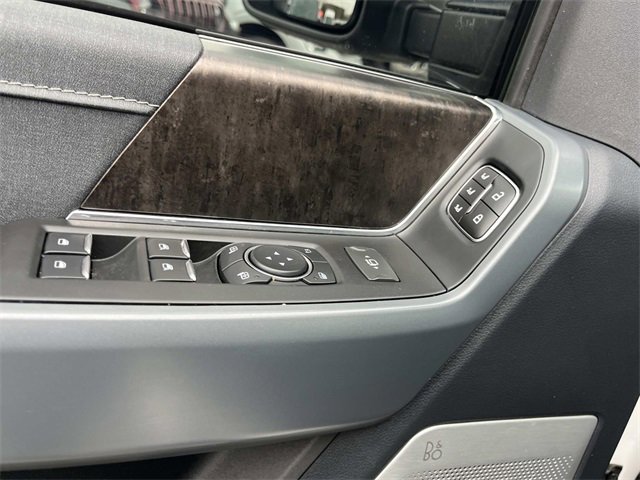 Used 2023 Ford F150 Lariat w/ Equipment Group 502A High image 28