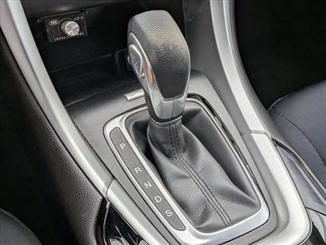 Used 2016 Ford Fusion SE image 12