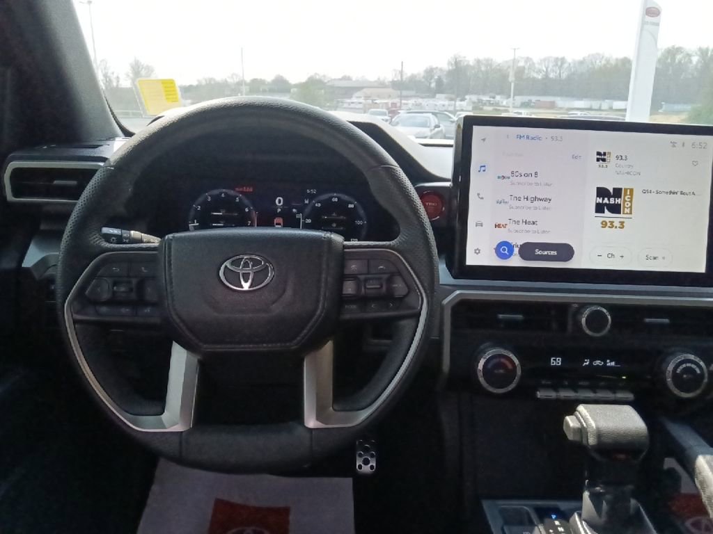 Used 2024 Toyota Tacoma TRD Sport image 26