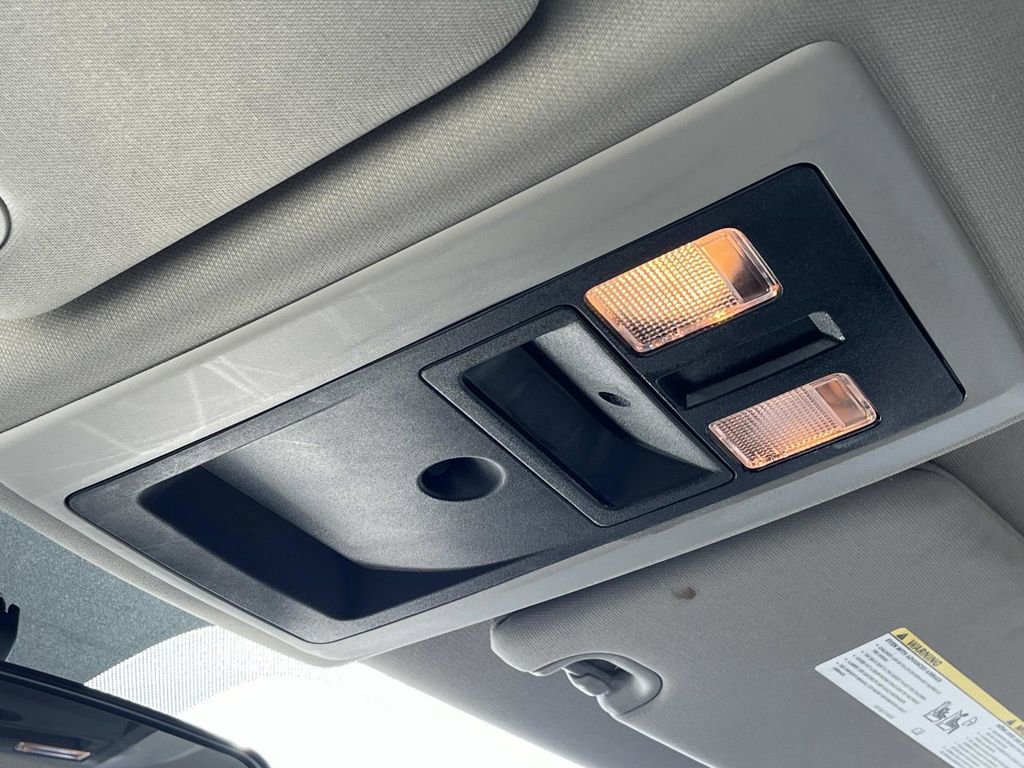 Used 2024 RAM 1500 Classic SLT image 32