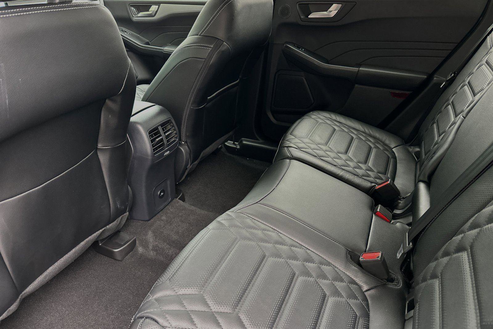 New 2024 Ford Escape PHEV w/ PHEV Premium Package image 9