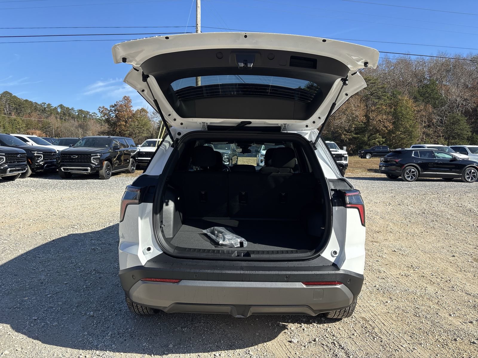 New 2026 Chevrolet Equinox LT image 25