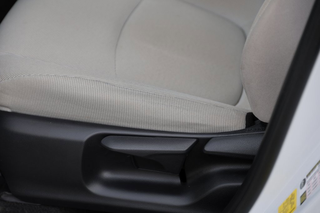 Used 2022 Toyota Corolla Cross LE image 11