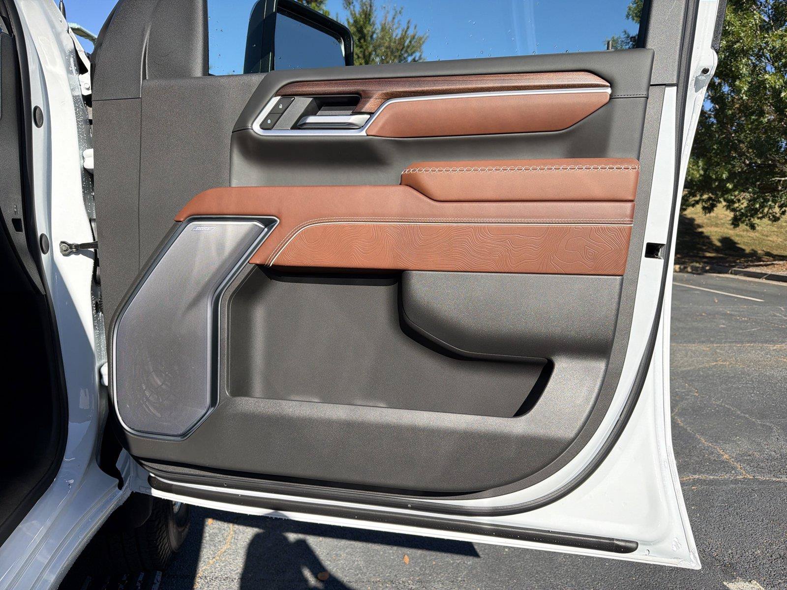 New 2026 GMC Sierra 3500 Denali Ultimate AWD/4WD image 12