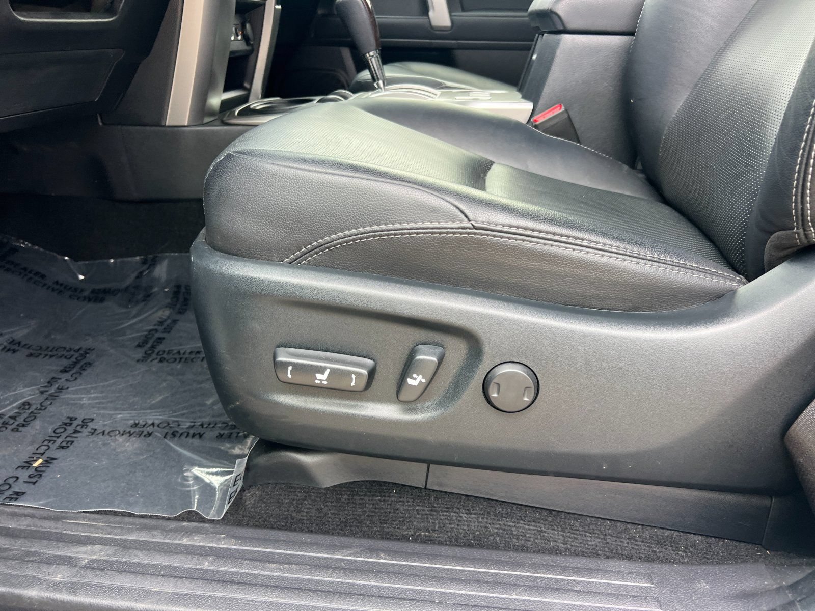 Used 2023 Toyota 4Runner Limited RWD image 13
