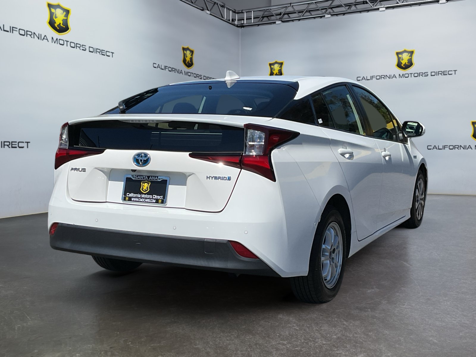 Used 2022 Toyota Prius LE FWD image 5