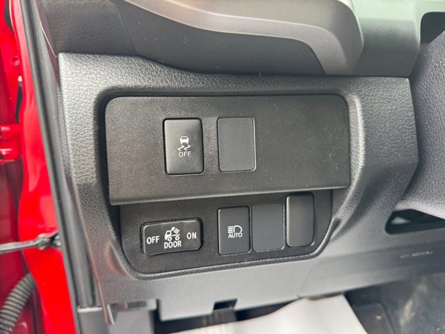 Certified 2021 Toyota Tacoma SR5 image 31