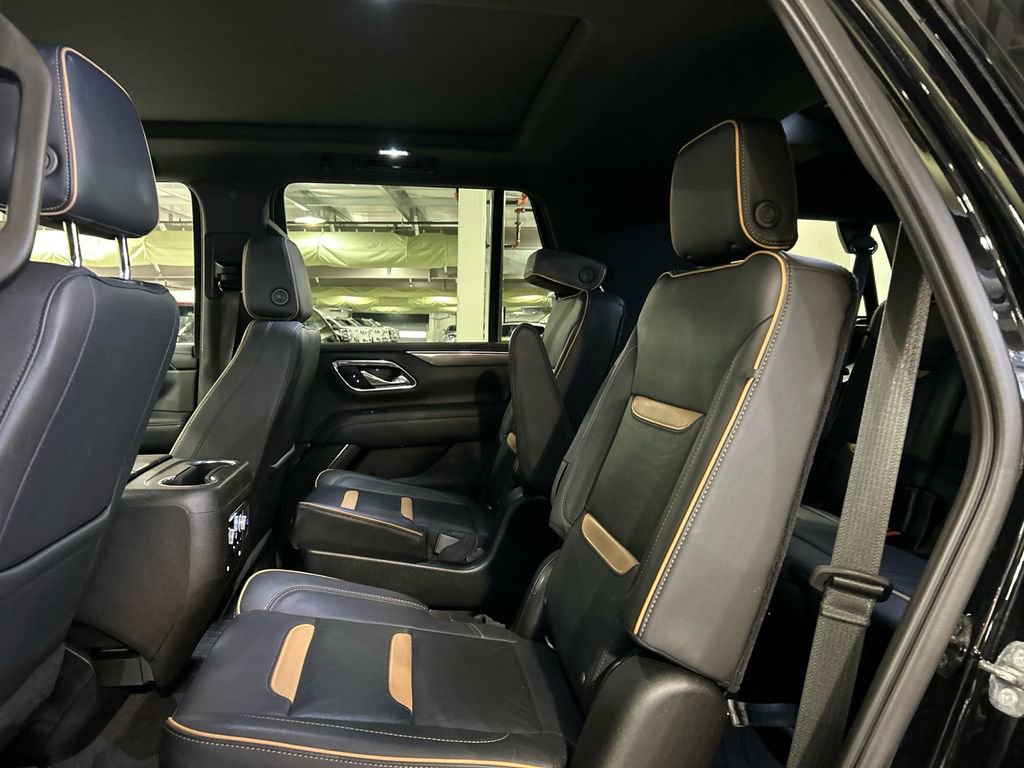 Used 2021 GMC Yukon AT4 w/ Technology Package image 24