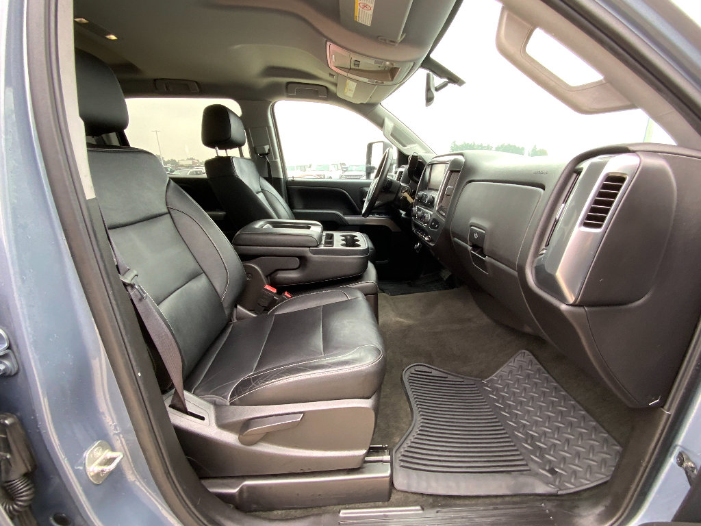 Used 2016 Chevrolet Silverado 2500 LT w/ LT Convenience Package image 18