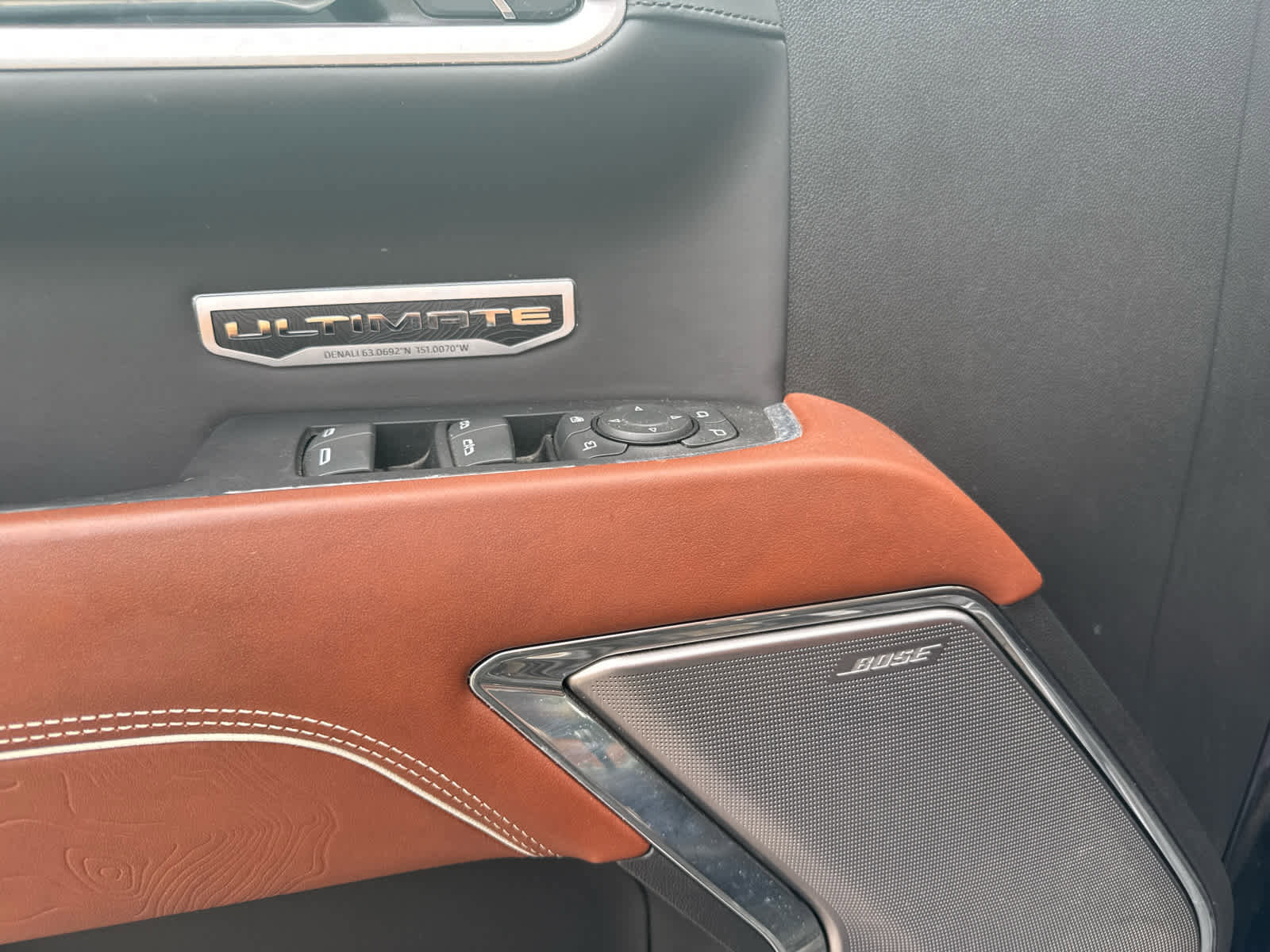 Used 2022 GMC Sierra 1500 Denali Ultimate image 14