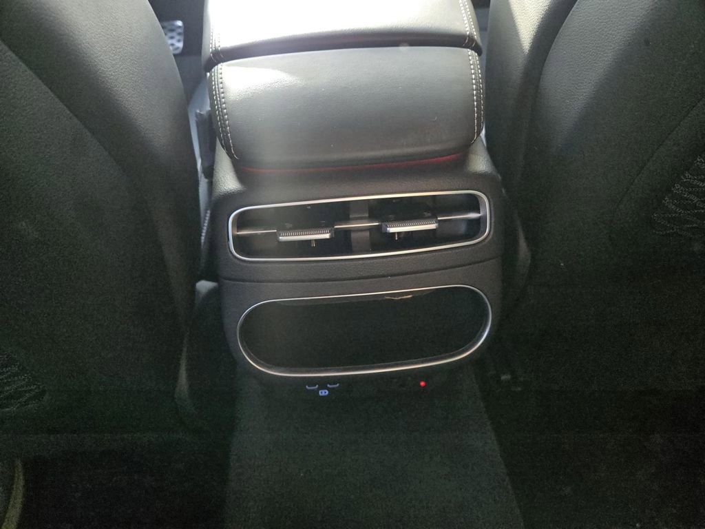 Used 2025 Genesis GV70 3.5T Sport image 17