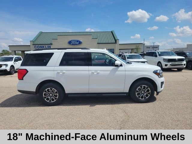 Used 2024 Ford Expedition XLT image 22