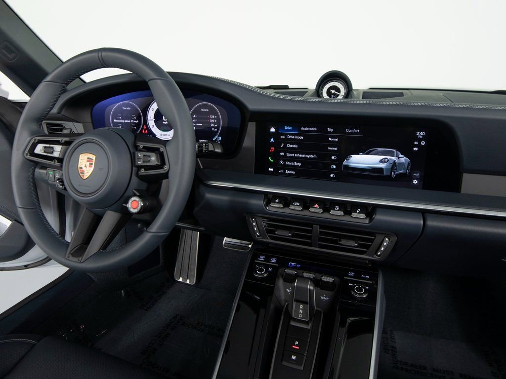 Certified 2026 Porsche 911 Carrera GTS image 34