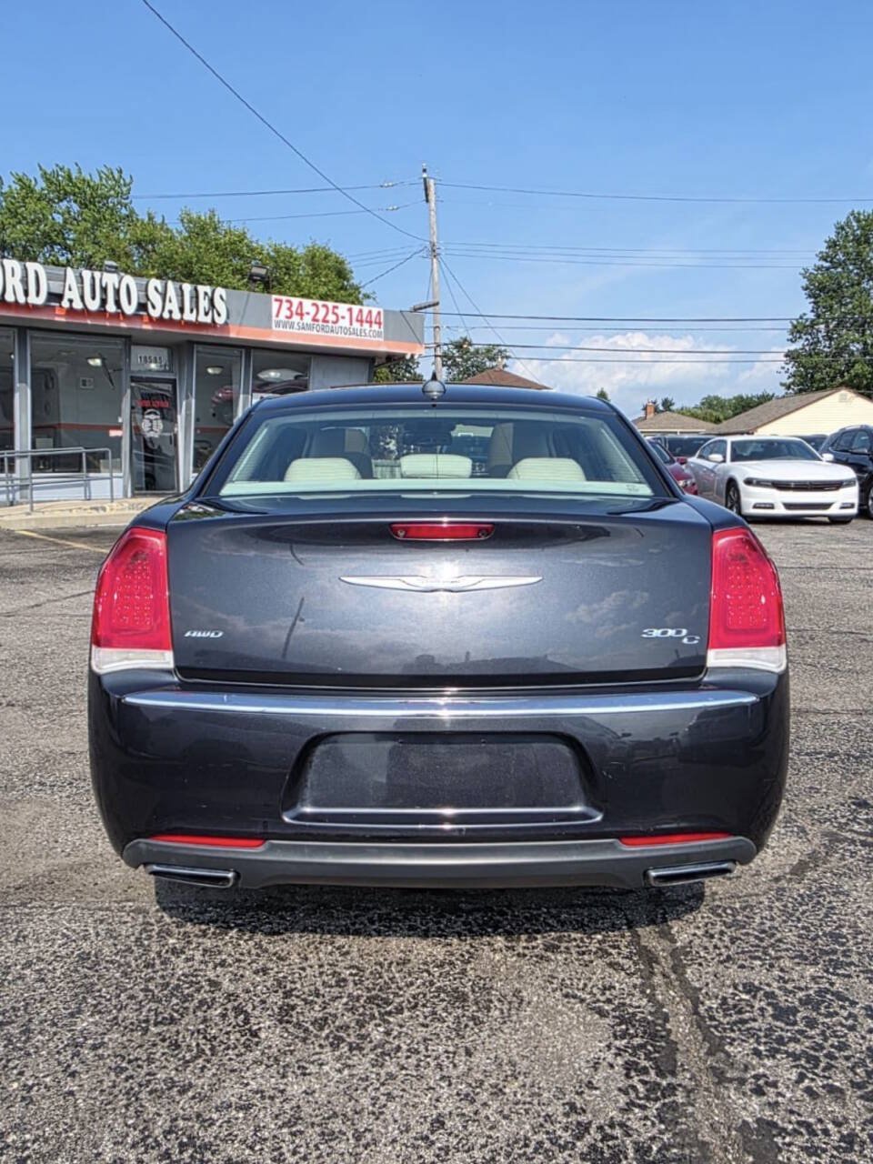 Used 2016 Chrysler 300 C AWD/4WD image 14