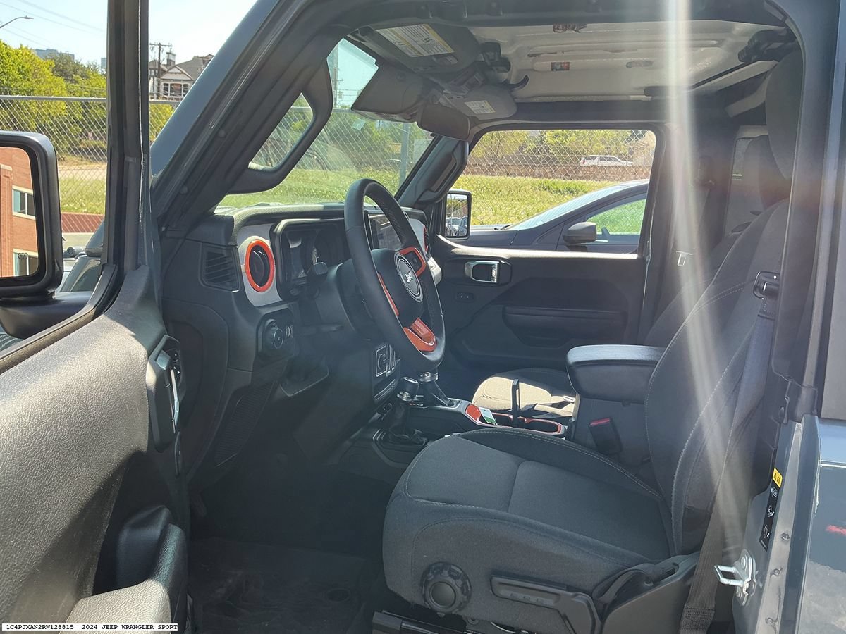 Used 2024 Jeep Wrangler Sport AWD/4WD image 8