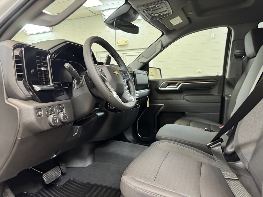 New 2026 Chevrolet Silverado 1500 LT image 14