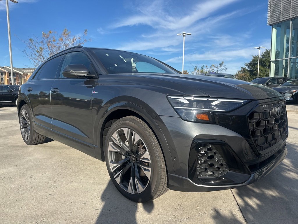 New 2026 Audi Q8 Premium Plus