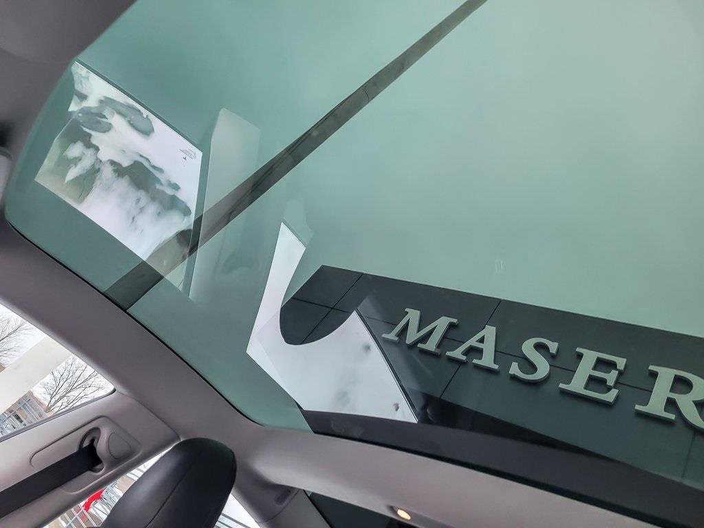 Used 2019 Tesla Model 3 image 10