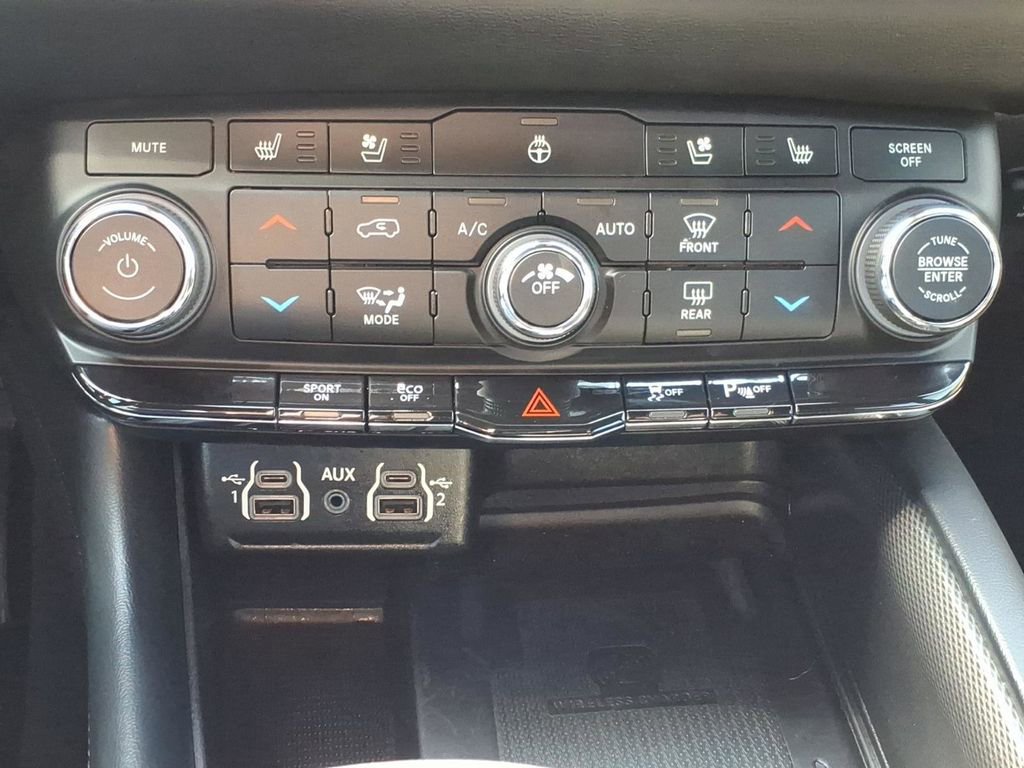 Used 2023 Dodge Durango R/T AWD/4WD image 19
