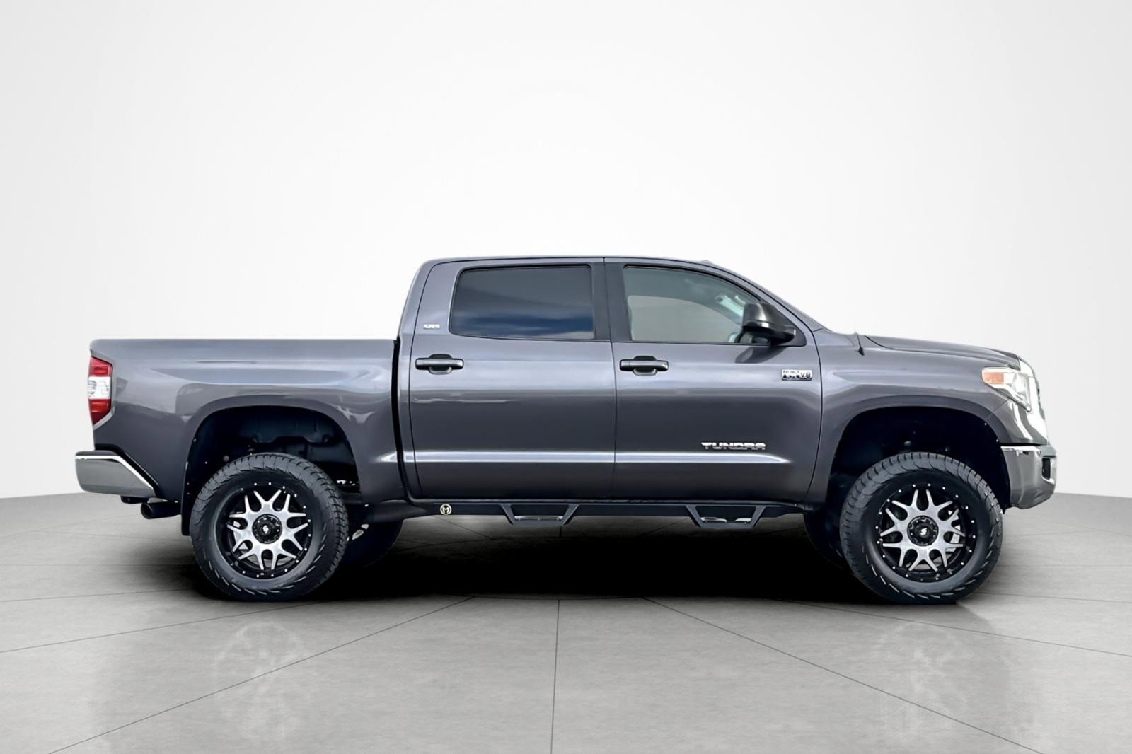 Used 2015 Toyota Tundra SR5 w/ SR5 Upgrade Package image 6