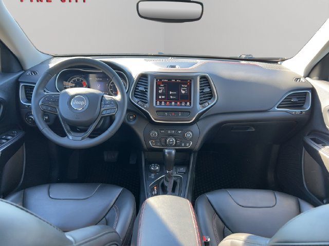 Used 2021 Jeep Cherokee Trailhawk w/ Trailer Tow Group AWD/4WD image 19