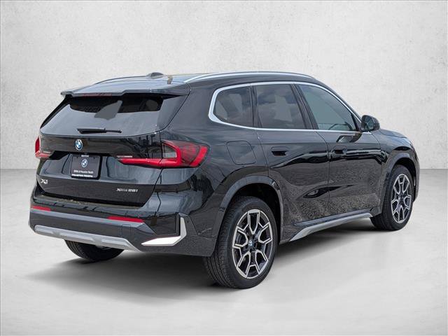 Used 2026 BMW X1 xDrive28i w/ Technology Package AWD/4WD image 2