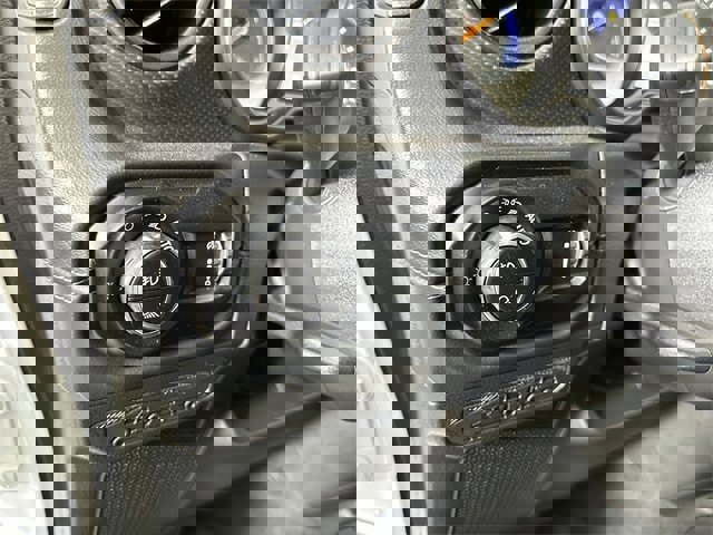 Used 2025 Jeep Gladiator Rubicon w/ Convenience Group image 18