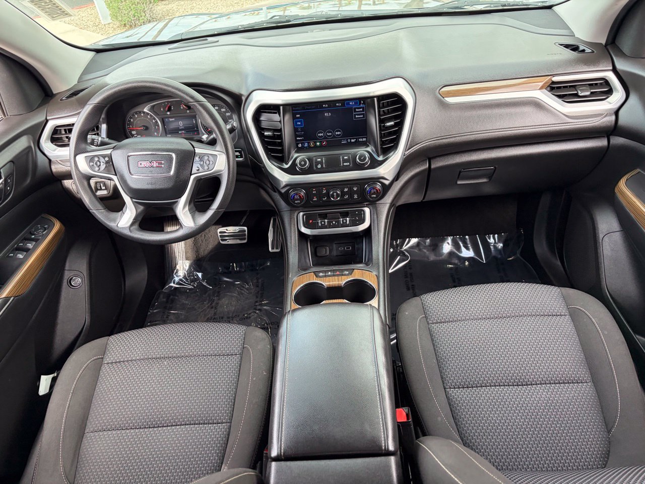 Used 2021 GMC Acadia SLE w/ Driver Convenience Package FWD image 16