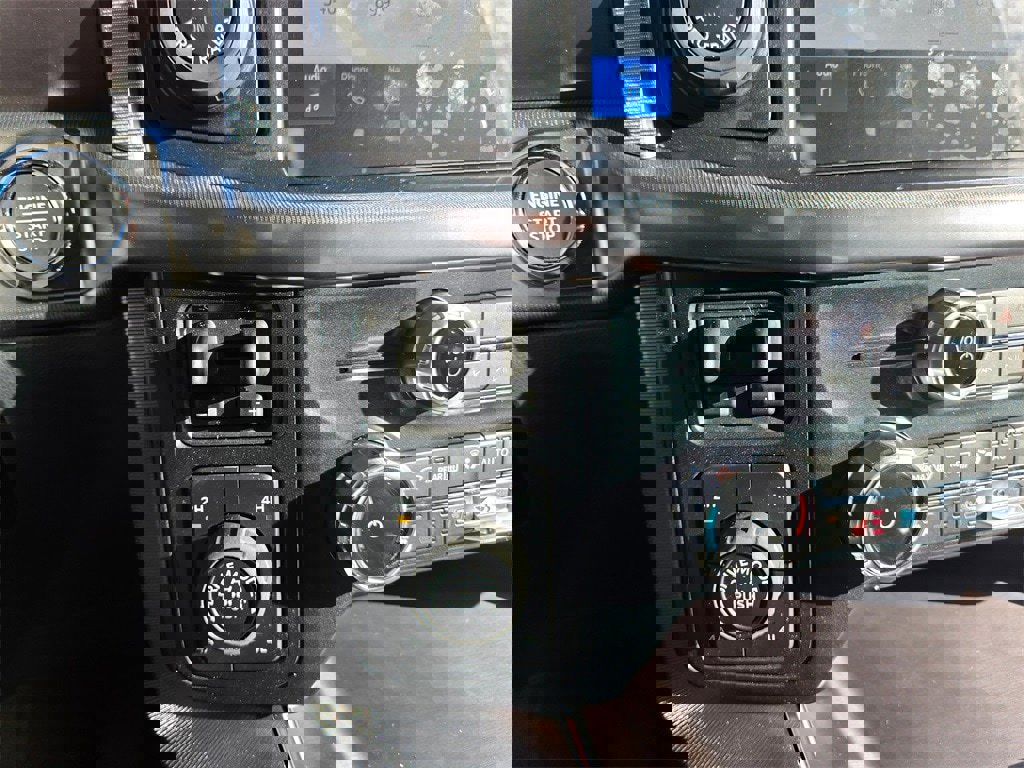 New 2025 Ford F150 Platinum image 17