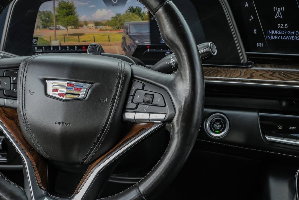 Used 2021 Cadillac Escalade ESV Premium Luxury Platinum AWD/4WD image 17