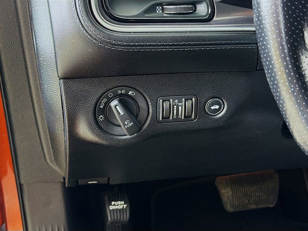 Used 2021 Dodge Challenger R/T Scat Pack w/ Shaker Package image 33